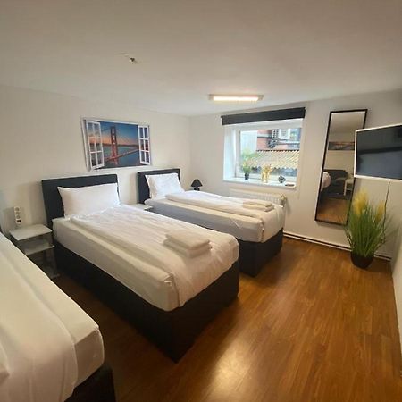 City Apartments Direkt Am Hauptbahnhof - Perfekt Fuer Pendler Und Monteure Ноймюнстер Екстер'єр фото