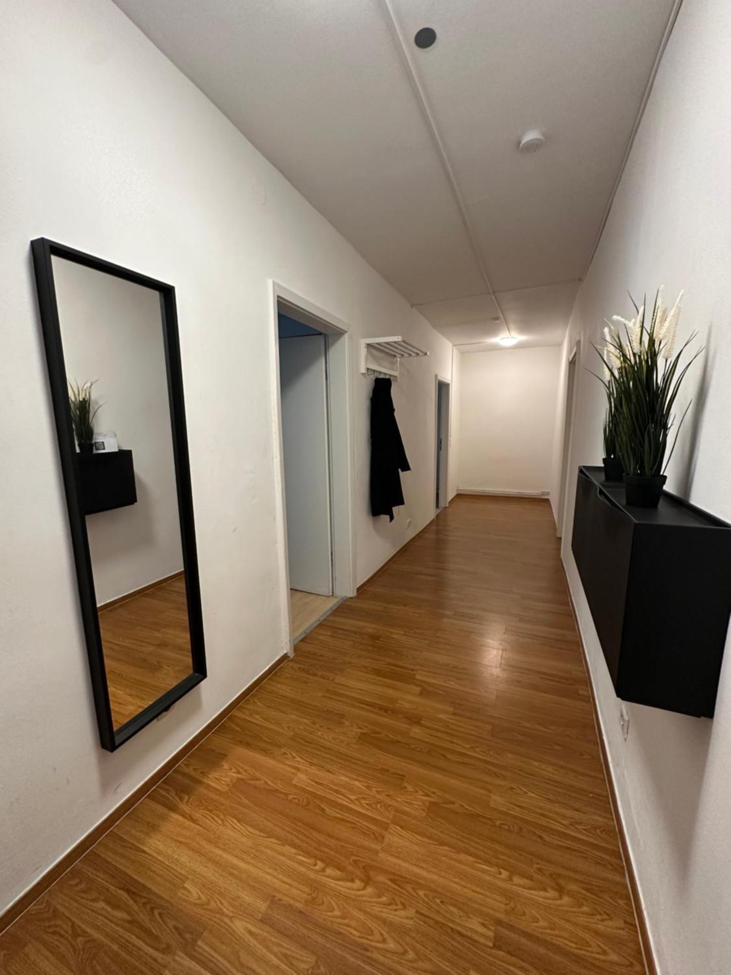 City Apartments Direkt Am Hauptbahnhof - Perfekt Fuer Pendler Und Monteure Ноймюнстер Екстер'єр фото